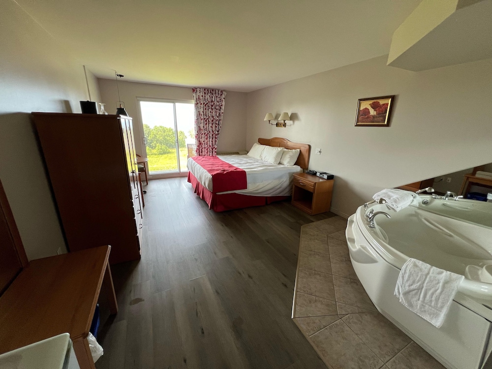 Superior Room, 1 King Bed