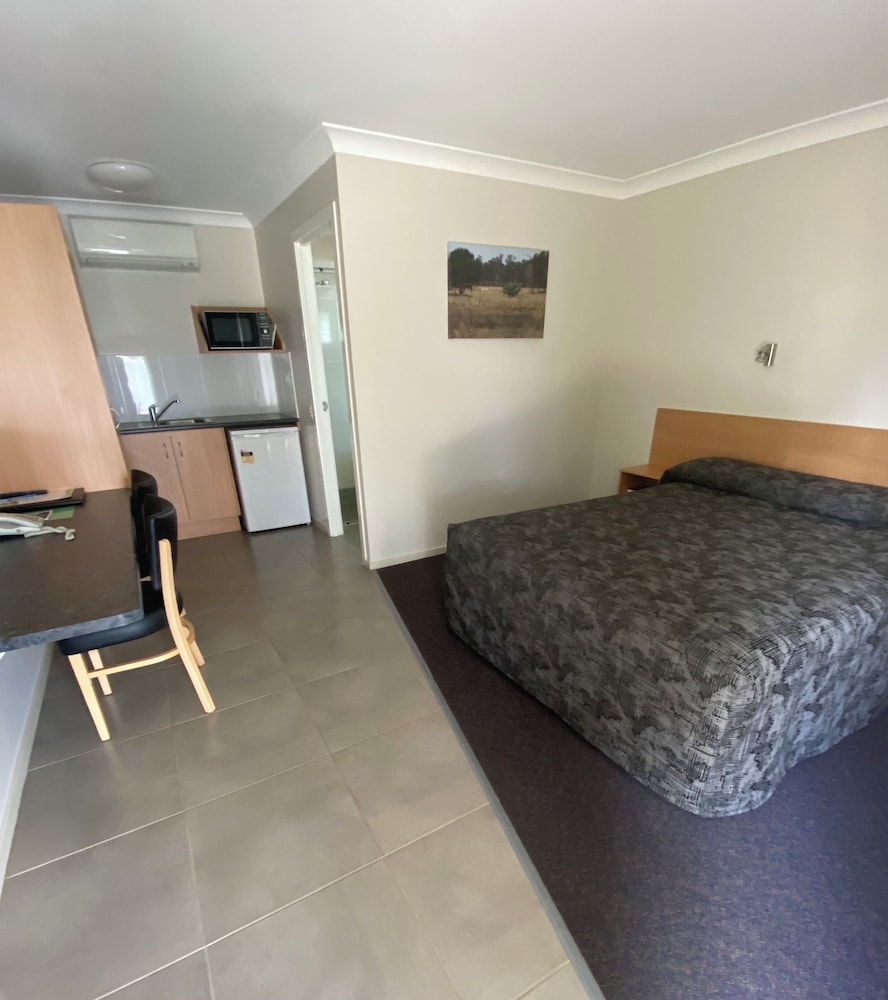 Deluxe Double Room, Patio, Garden View