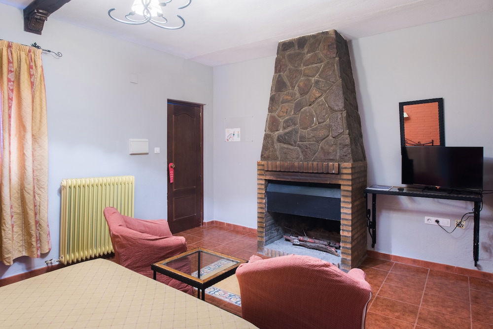 Bungalow (3 adults) photo 2