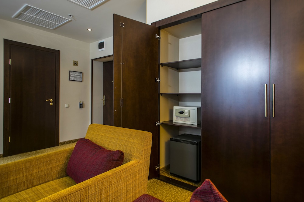 Junior Suite Double (Renovated) photo 3