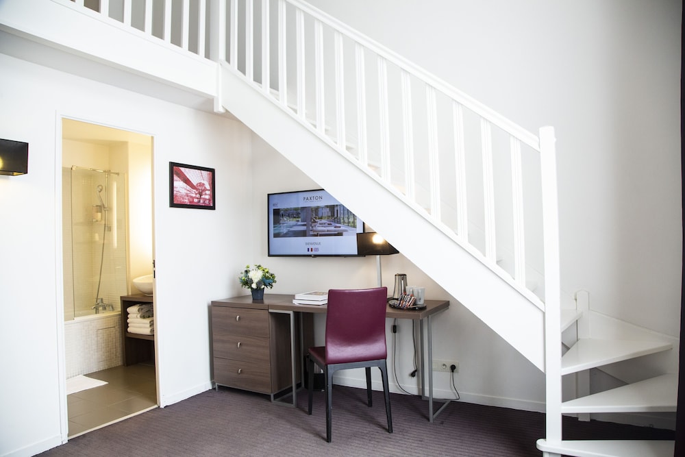 Duplex apartment "with pool access" photo 3