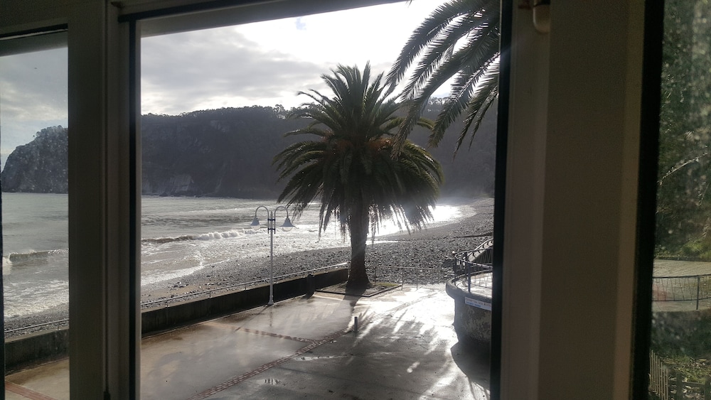 Double Room, Partial Ocean View - Photo 2