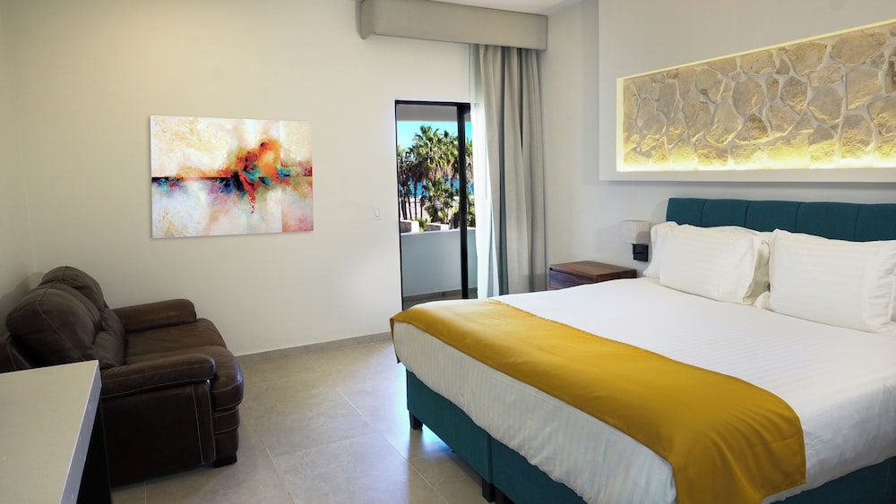 Standard Room, Balcony, Sea View