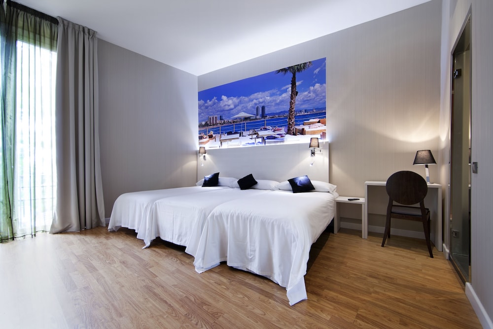 Quadruple Room, Balcony photo 3