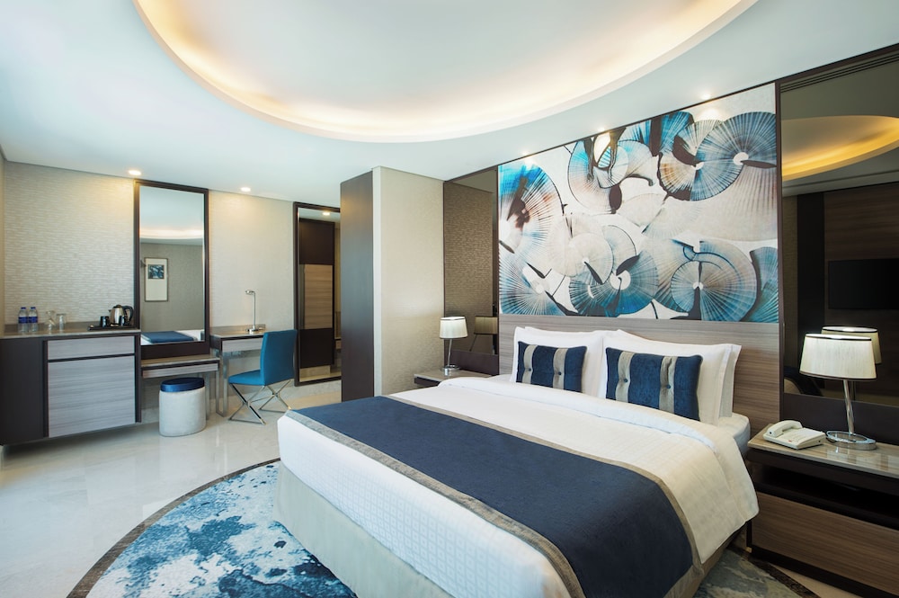 Executive Room, 1 King Bed photo 3