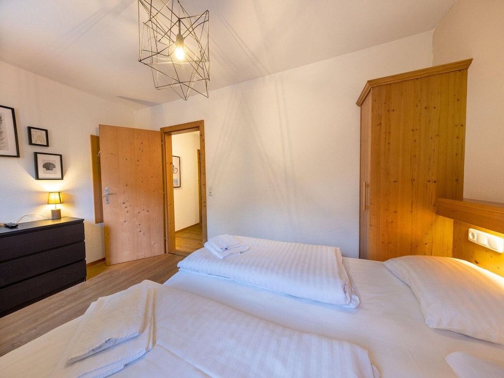 Classic Chalet, 3 Bedrooms photo 1