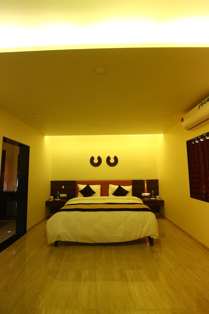 Luxury Room photo 2