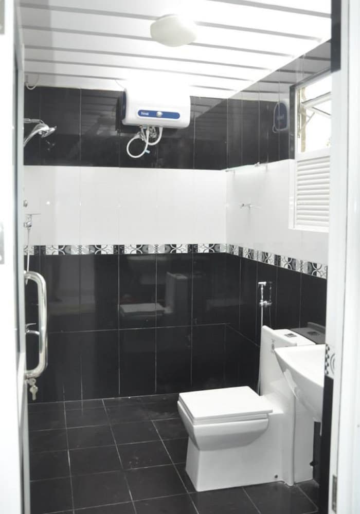 Deluxe Room, 1 Bedroom, Smoking photo 3
