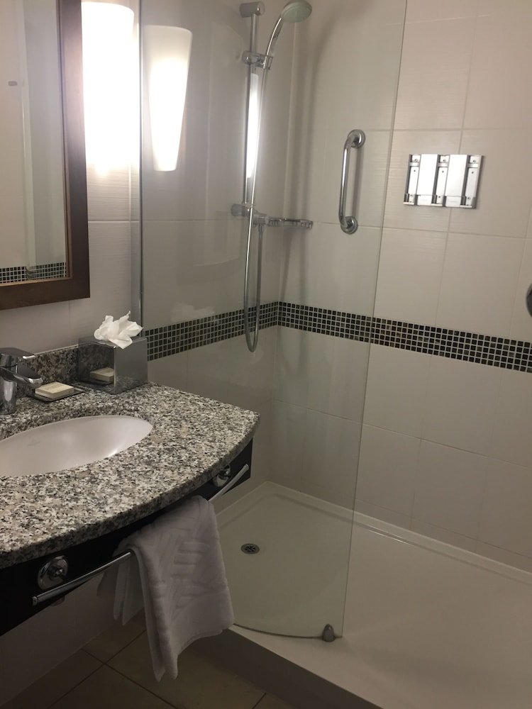 Twin Room (with Shower) - Photo 4