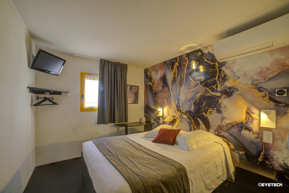Standard Double Room photo 3