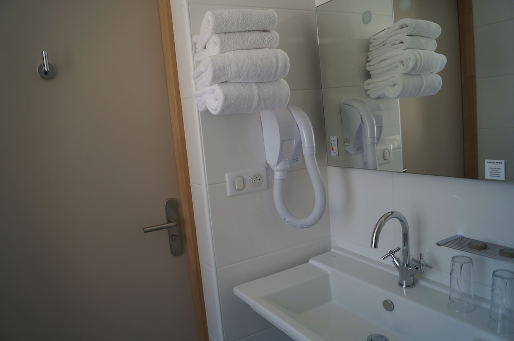 Double Room (vue Eglise PMR) - Photo 5