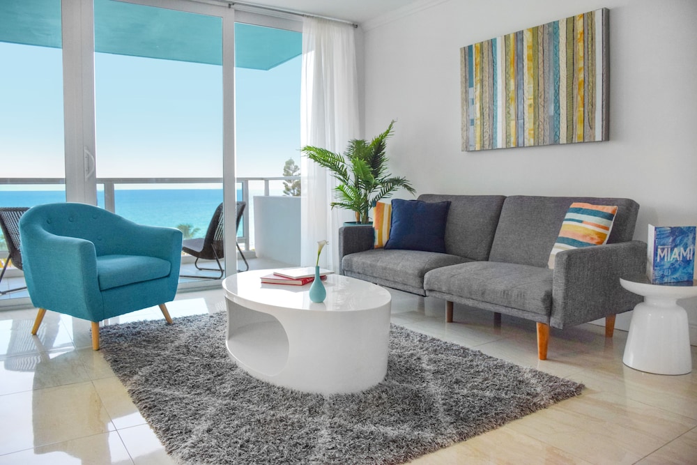 Deluxe Suite, 2 Bedrooms, 2 Bathrooms, Ocean View