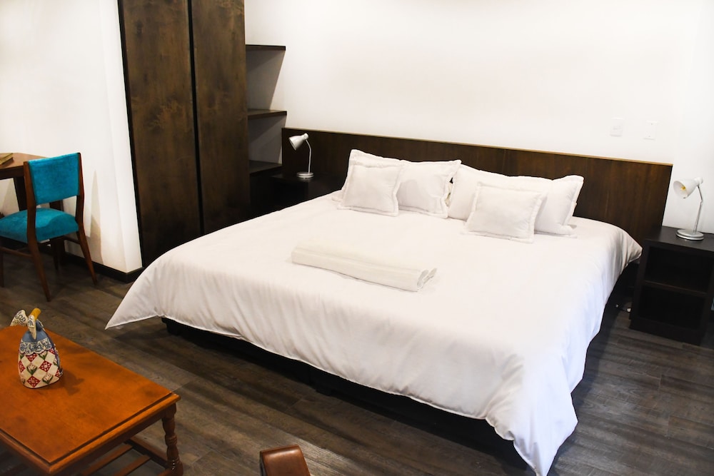 Standard Double Room - Photo 2