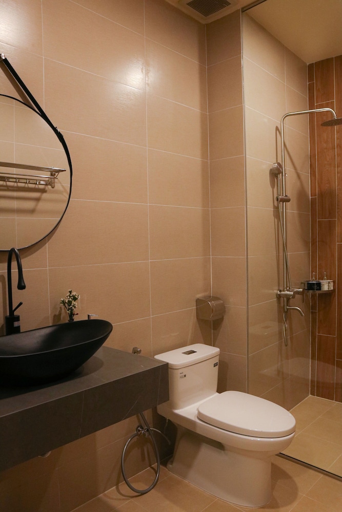 Deluxe Double Room, City View - Photo 16