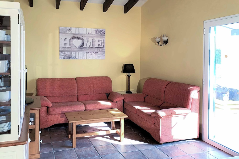 Villa (3 Bedrooms) photo 3