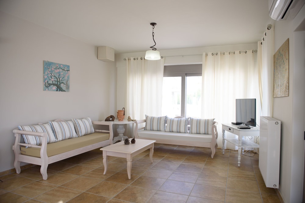 Apartment, 3 Bedrooms, Private Pool photo 3