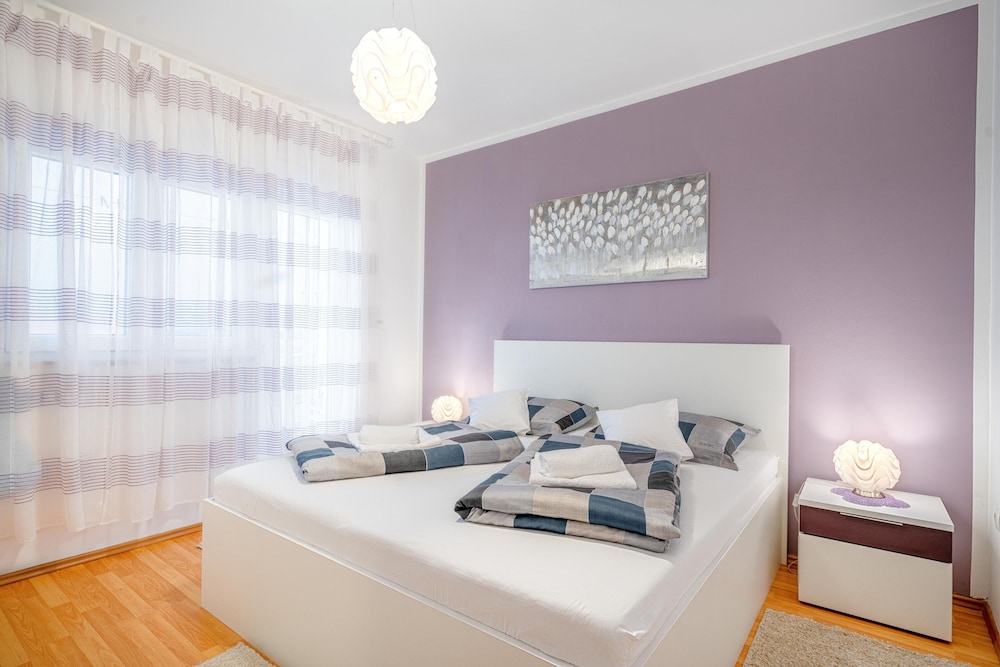 Apartment, 2 Bedrooms, Balcony, Sea View (A1)