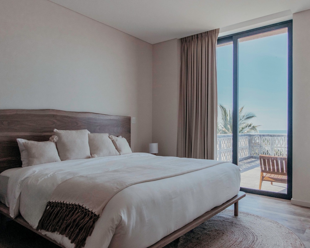 Exclusive Apartment, Balcony, Ocean View photo 1