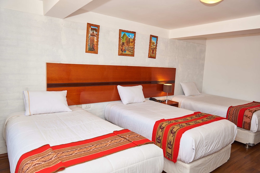 Family Triple Room, Multiple Beds photo 3