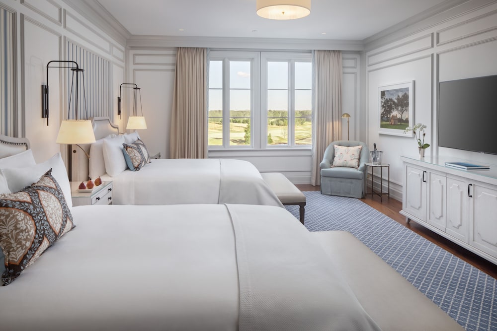 Deluxe Room, 2 Queen Beds - Photo 1