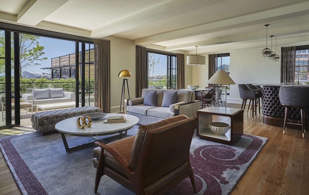 Fells Point Suite