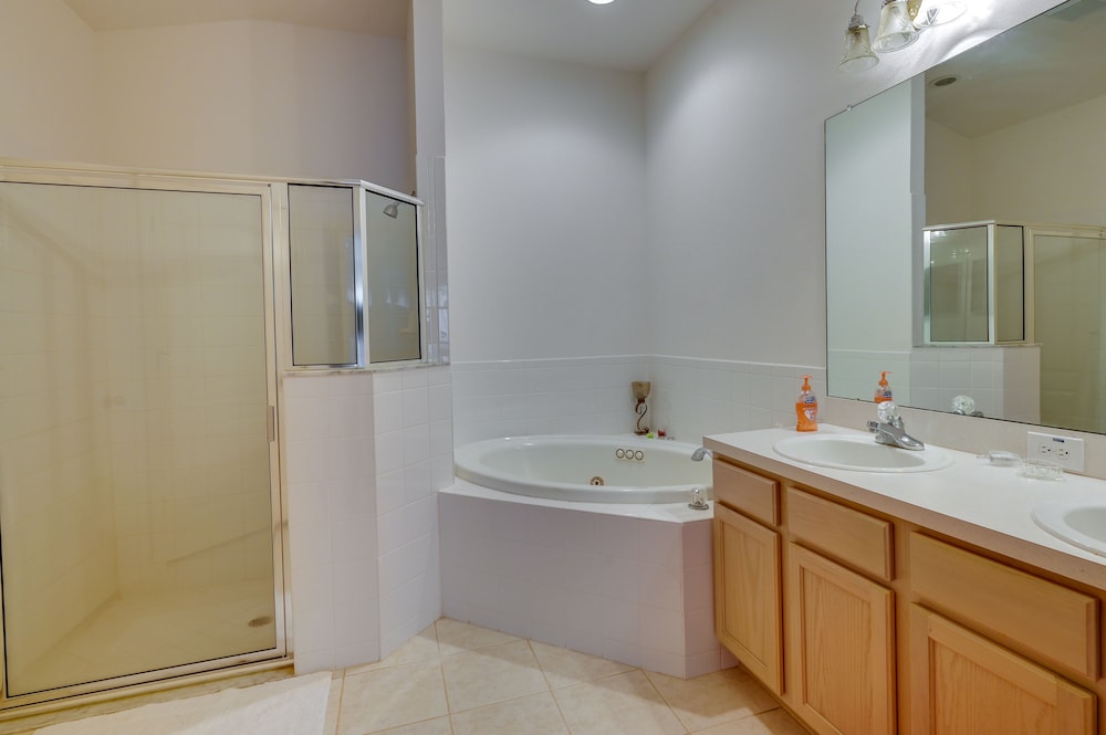 House (2 Bedrooms) photo 2