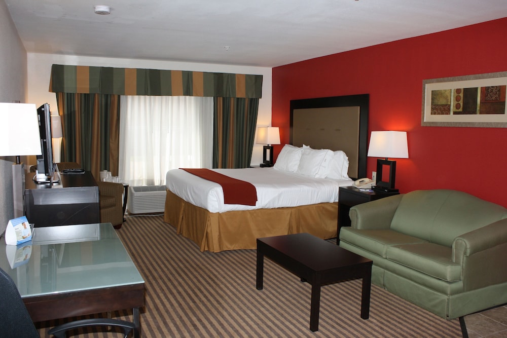 Standard Room, 1 King Bed - Photo 2