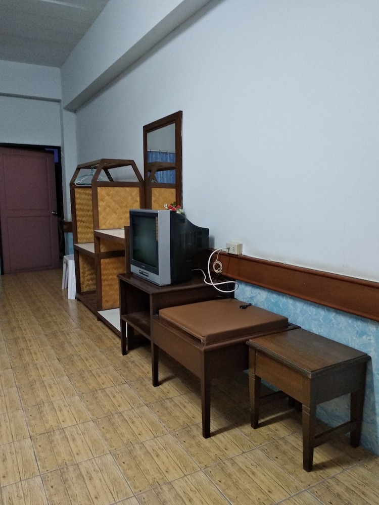 Standard Twin Room photo 3