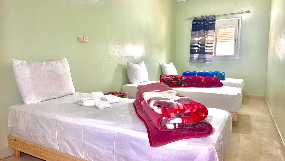 Economy Triple Room, 2 Bedrooms, Housekeeping