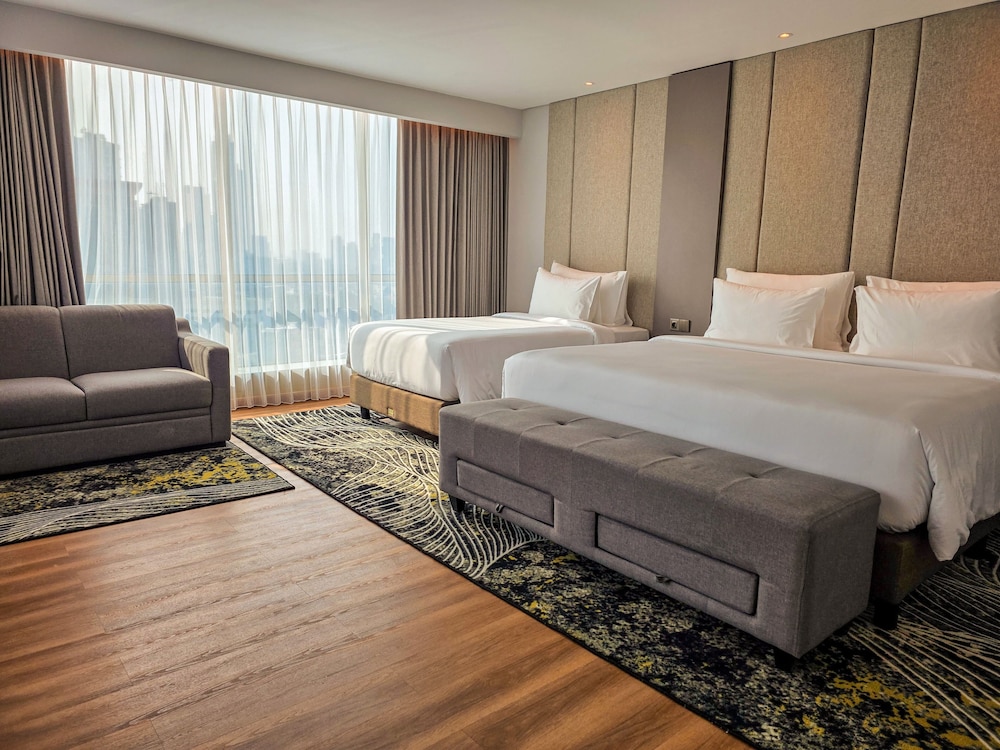 Superior Triple Room photo 3