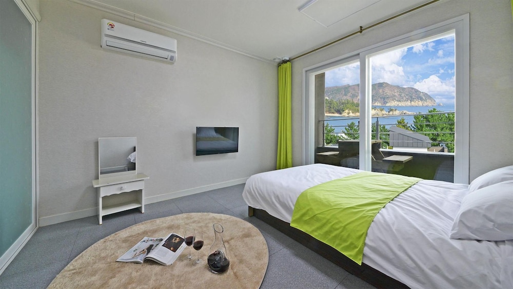 Basic Room, 1 Bedroom (202) - Photo 5