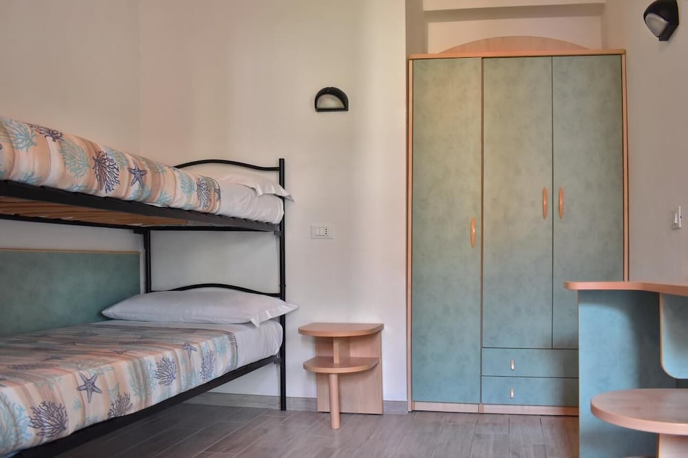 Triple Room, Balcony photo 1