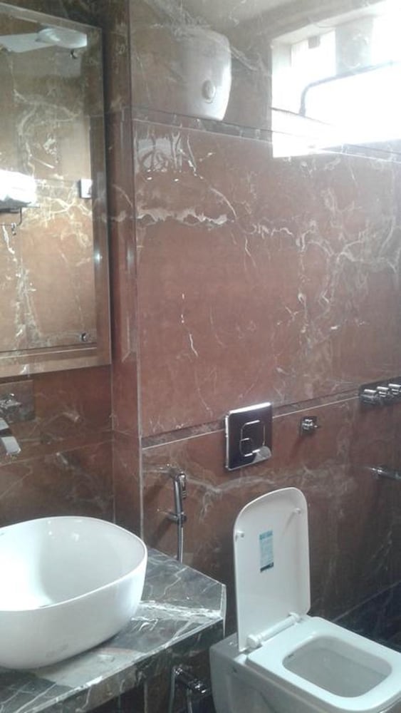 Deluxe Double Room, 1 Double Bed, Non Smoking photo 3