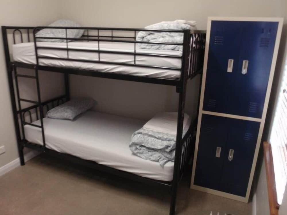 Shared Dormitory, Mixed Dorm (6-Bed) photo 2