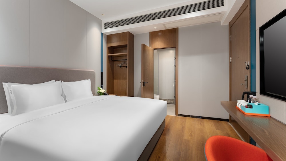 Room (Specialty) - Photo 1