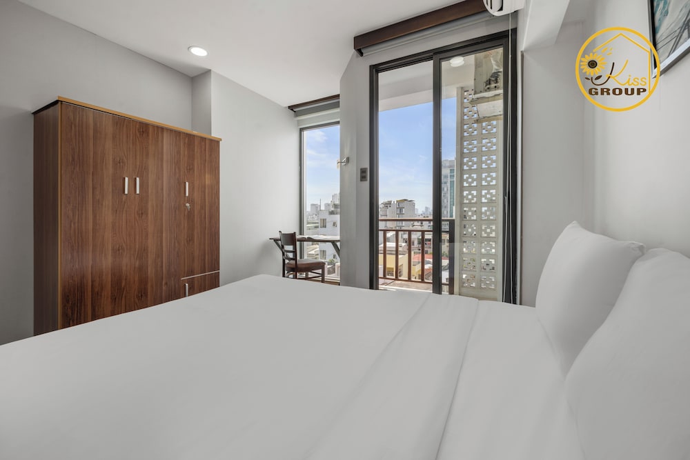 Apartment, 2 Bedrooms, Balcony, City View - Photo 4