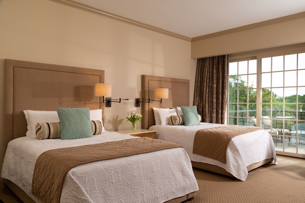 Deluxe Double or Twin Room, 2 Queen Beds, Balcony photo 1