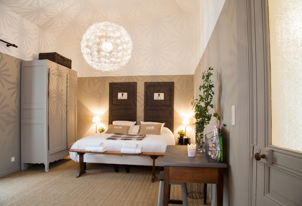 Family Room (Augustin) photo 1