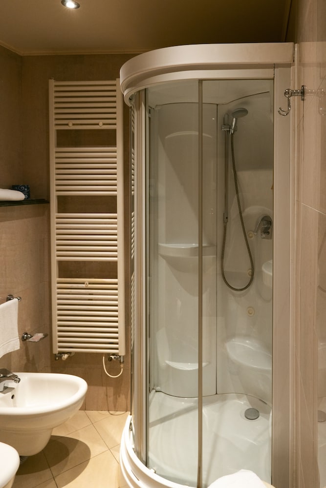 Superior Double or Twin Room, Park View - Photo 3