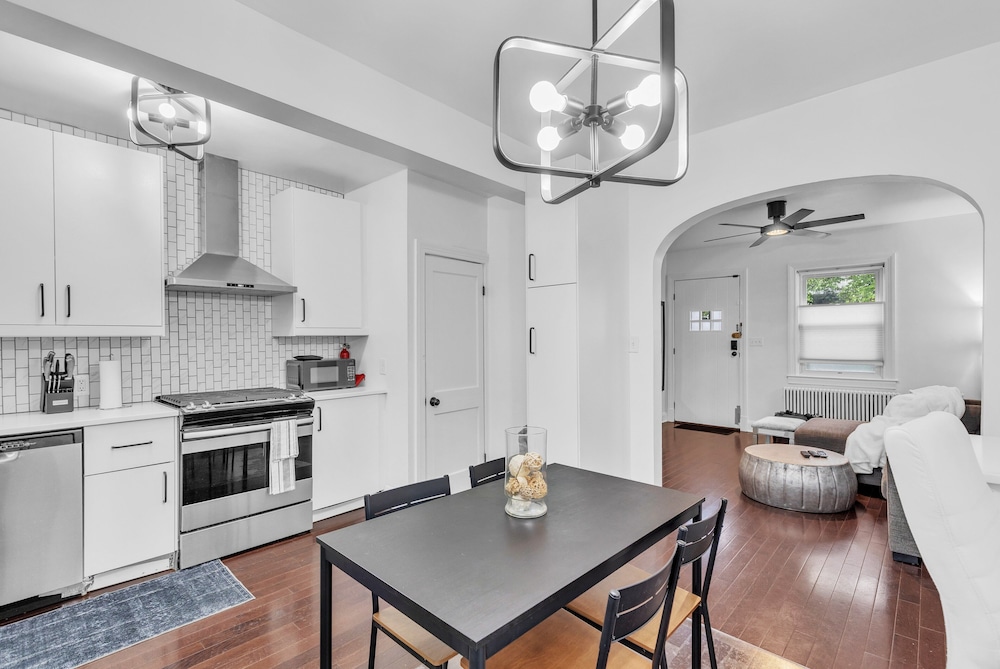 Townhome, 2 Bedrooms photo 1