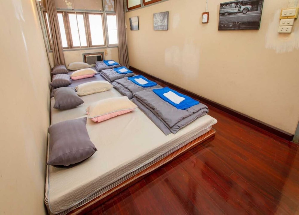 Standard Double Room - Photo 7