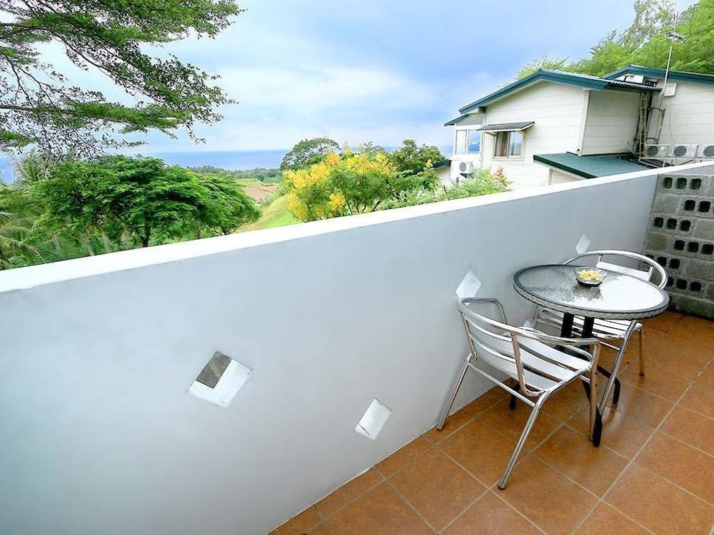 Double Room (Mountain Sea View) photo 2