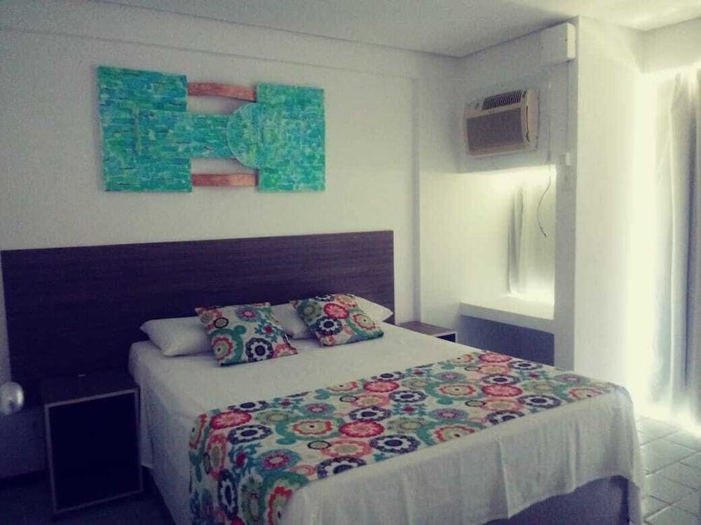 Classic Apartment, 2 Bedrooms, Kitchen, Garden Area (4105)