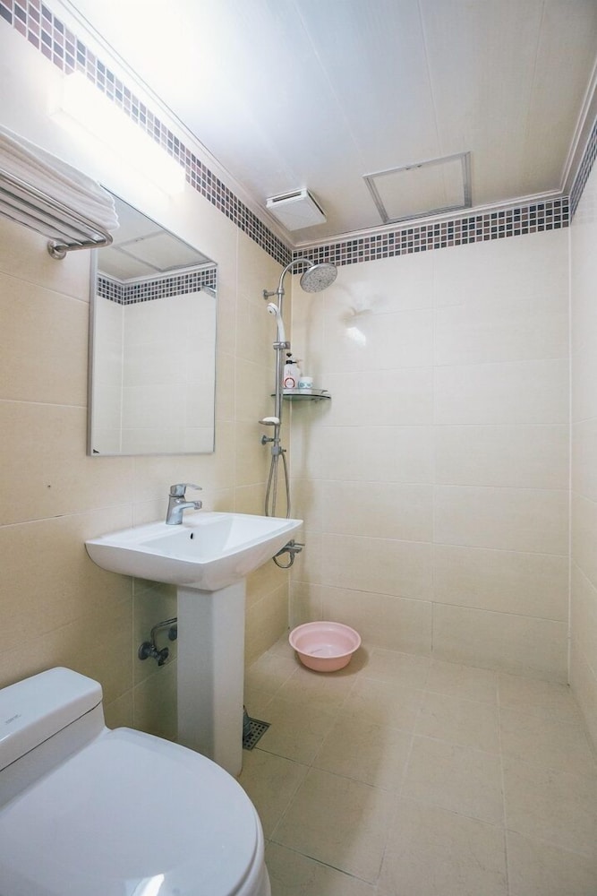 Room (50PY, Max 8, Cooking) photo 2