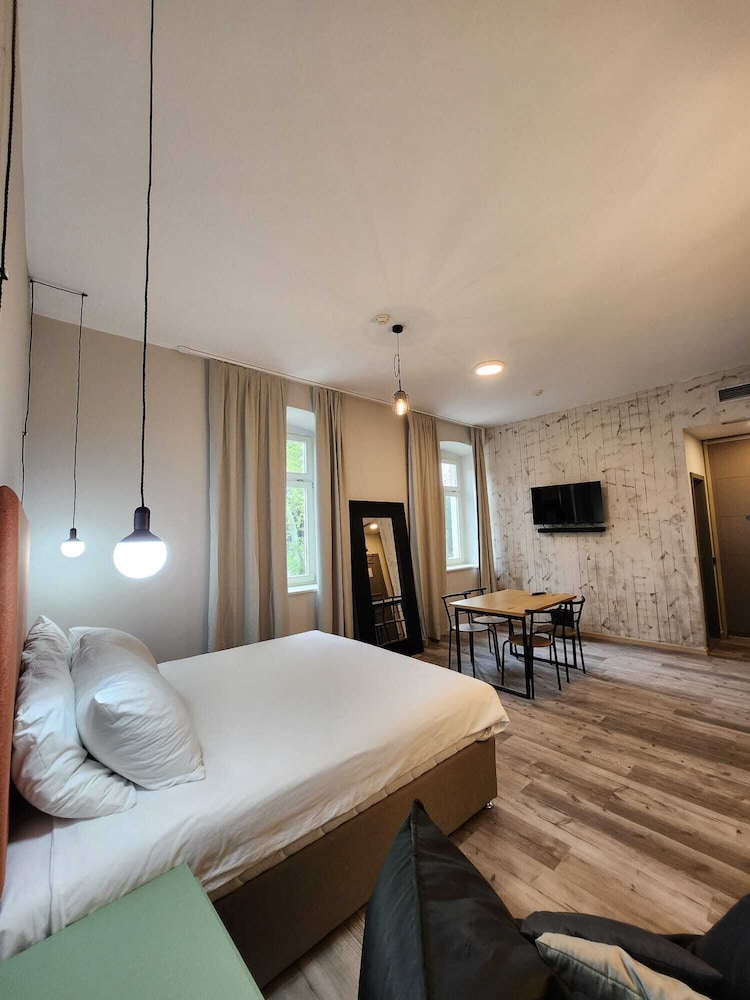 Premium Double Room, 1 King Bed, Sea View, Sea Facing photo 2