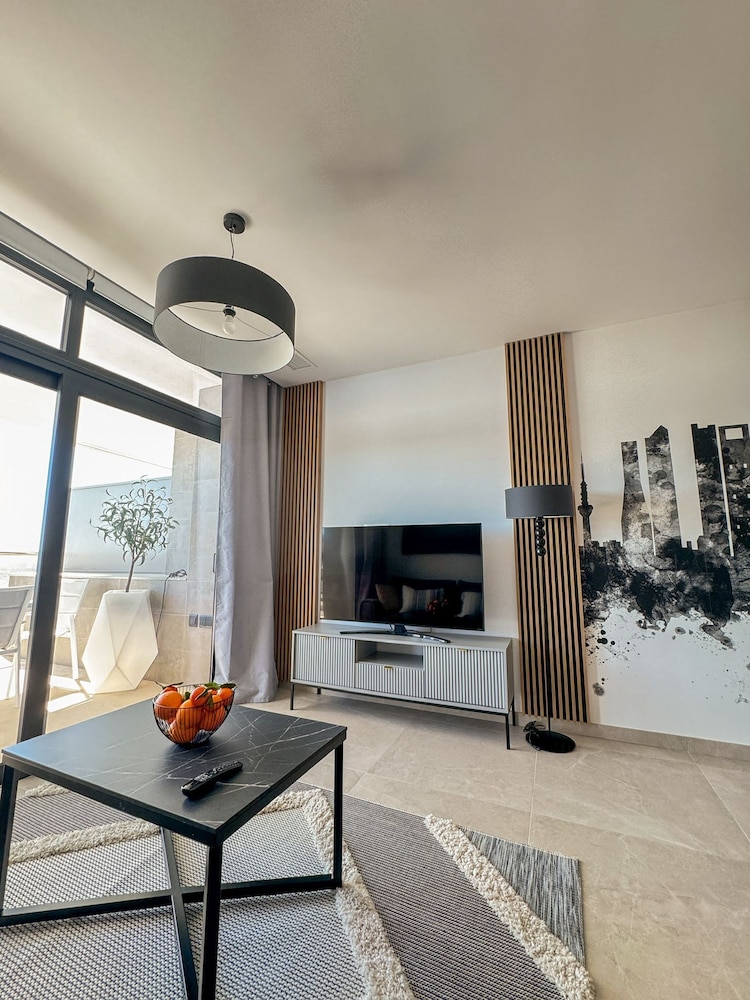 Deluxe Apartment, Balcony, Beach View