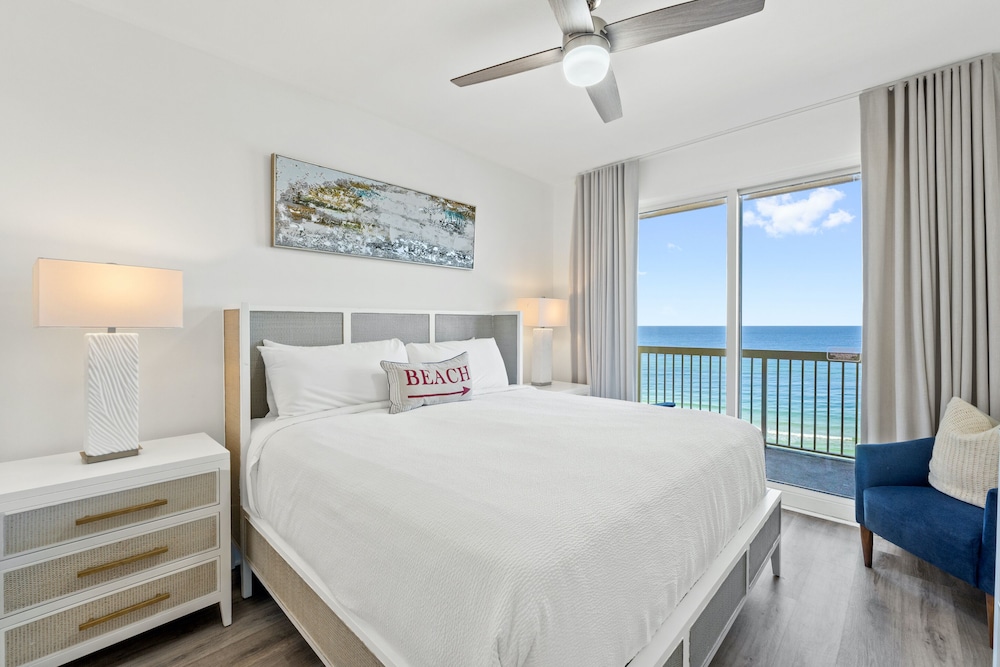 Condo, 3 Bedrooms, Sea View (802W)