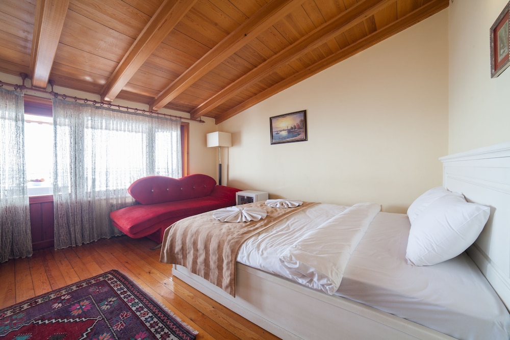 Suite with Spa photo 2