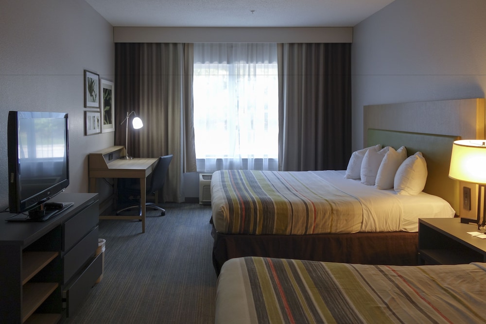 Room, Multiple Beds, Non Smoking photo 2