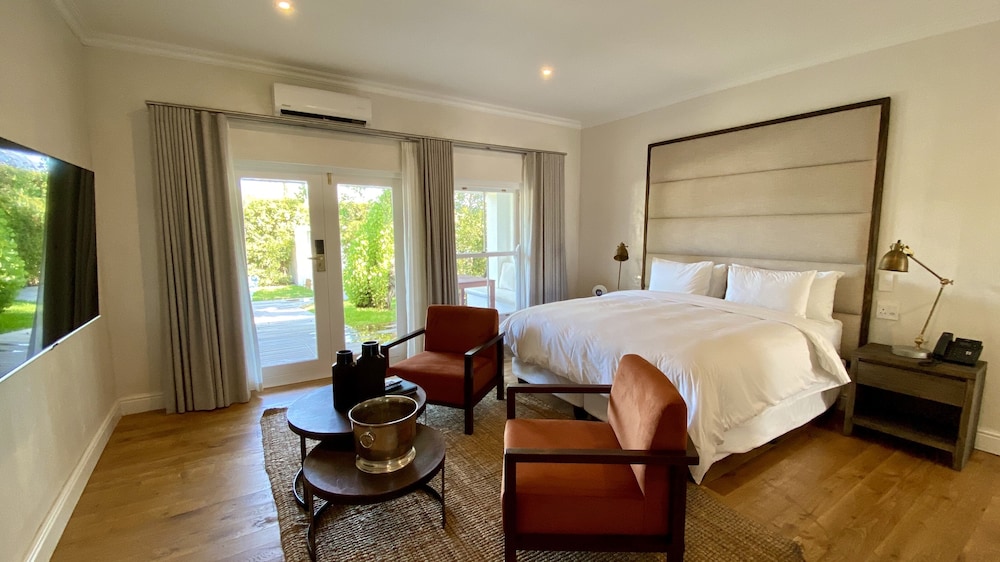 Junior Suite, Garden View